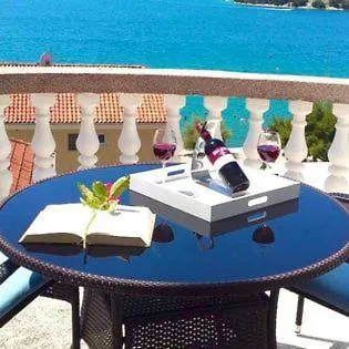 Perina ゲストハウス