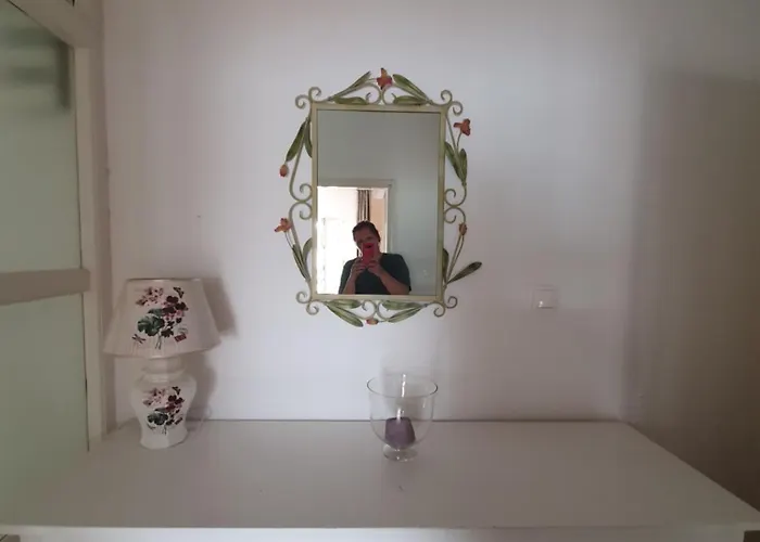 Perina ゲストハウス ティスノ