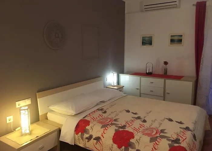 ゲストハウス Perina