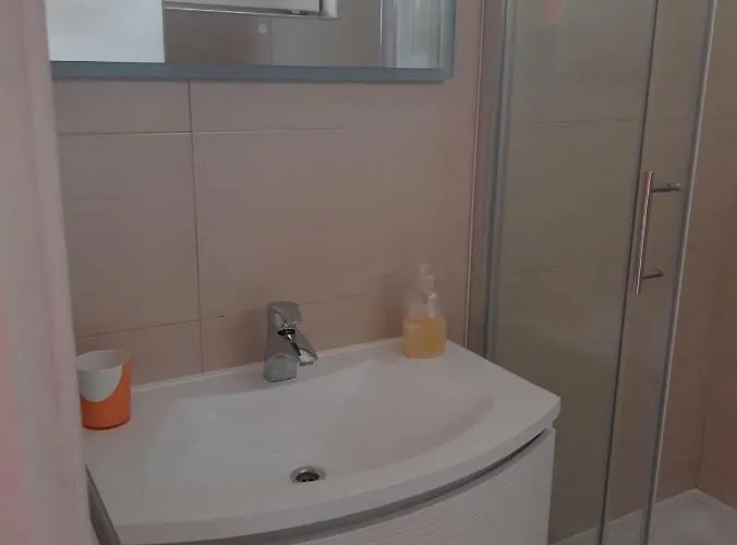 Perina ゲストハウス